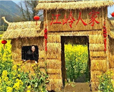 AGV智能充電站廠家說五一小長假,來一場說走就走的旅行